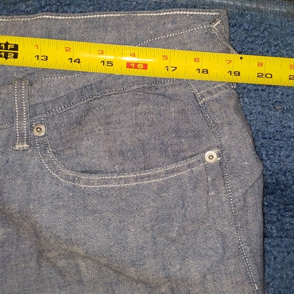 3💋for $35  Levi Boyfriend Linen Short Jeans - Picture 10 of 13
